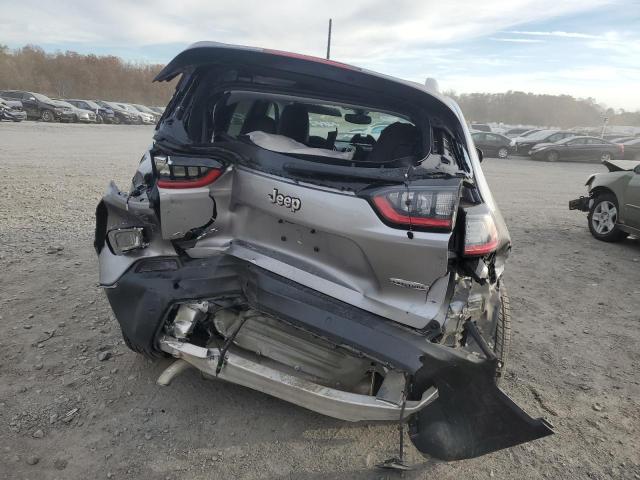 1C4PJMLB5KD237000 Jeep Cherokee Latitude Plus