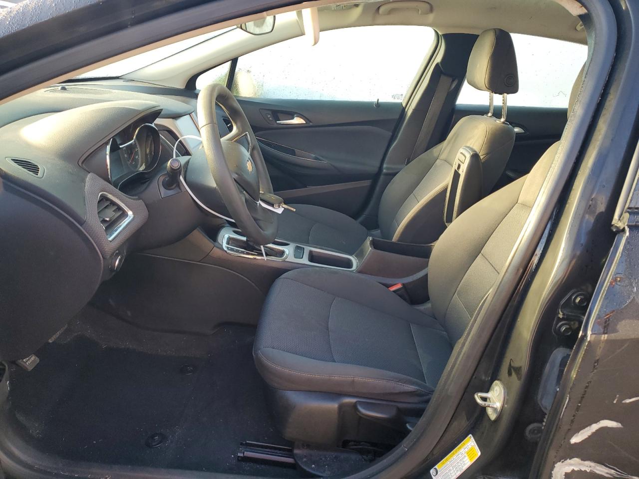 1G1BC5SM9J7205654 CHEVROLET CRUZE 2018