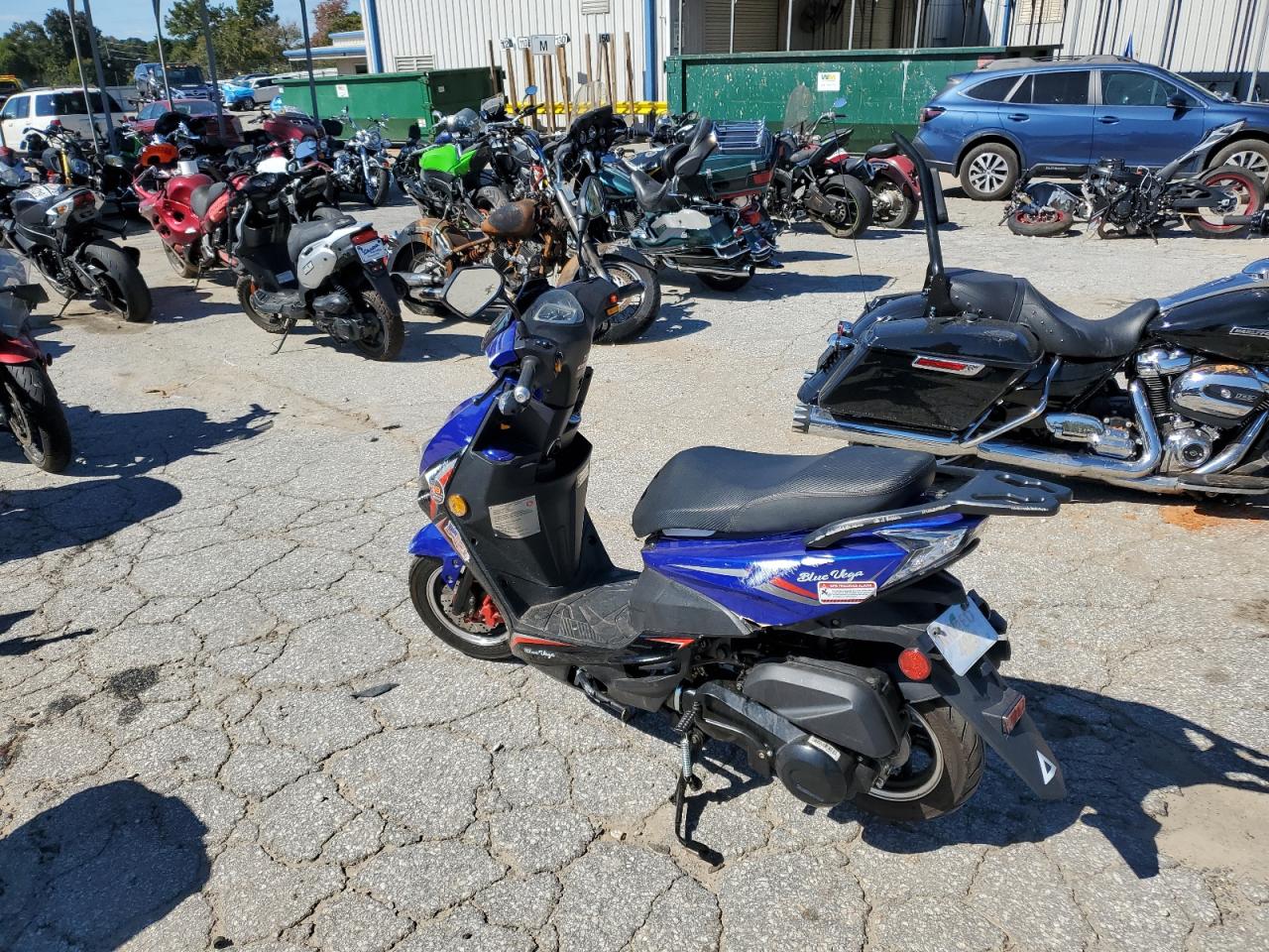 LFETCKNK8P1000514 ZHEJ SCOOTER 2023
