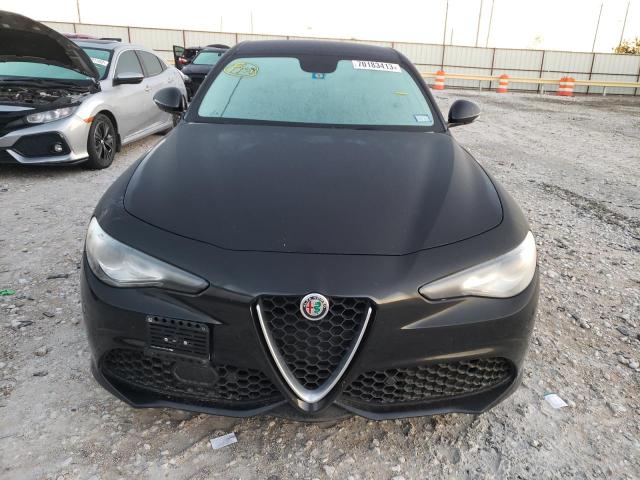  ALFA ROMEO GIULIA 2017 Чорний