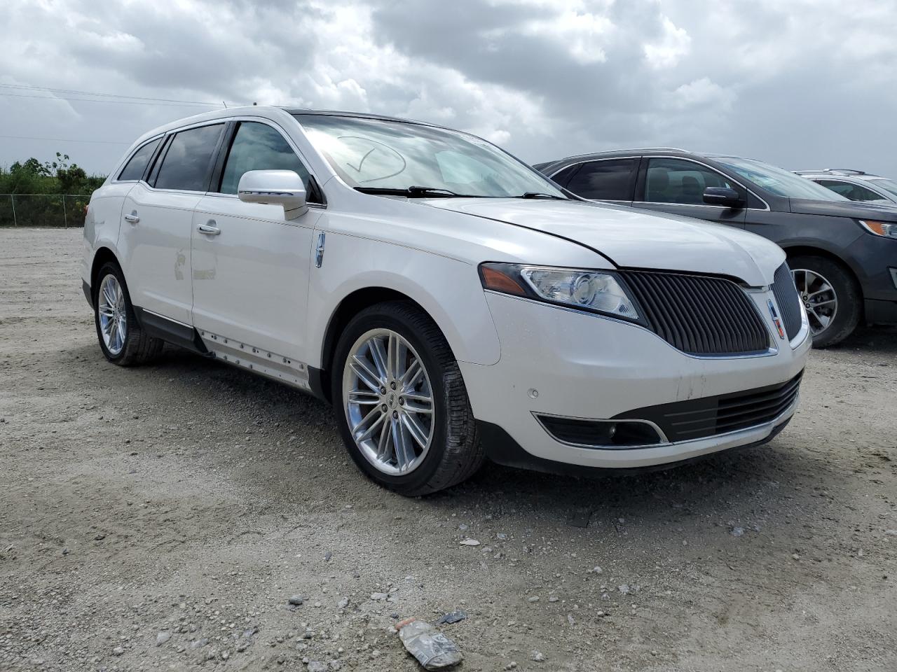 2lmhj5at9fbl02531 2LMHJ5AT9FBL02531 2015 Lincoln Mkt