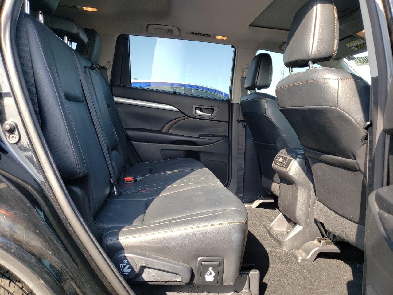 5TDJZRFHXHS392974 TOYOTA HIGHLANDER 2017
