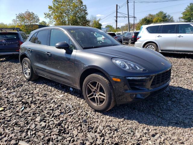 VIN WP1AA2A55HLB83850 2017 Porsche Macan no.4