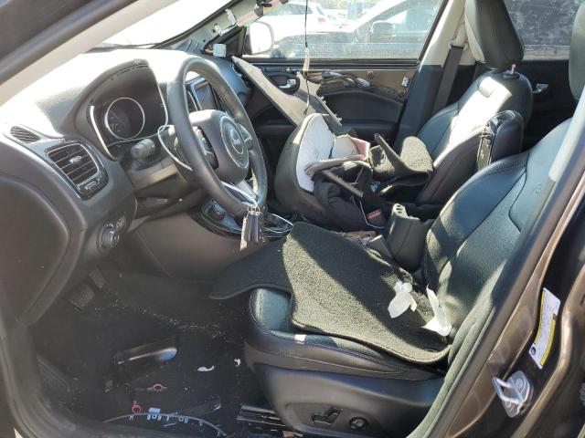 3C4NJDCB8JT354666 Jeep Compass Limited