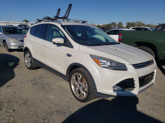 1FMCU0JX4GUA99787 Ford Escape Titanium