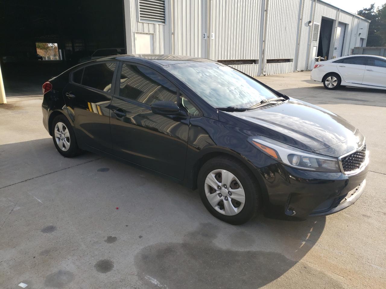 2017 Kia Forte Lx vin: 3KPFK4A70HE063206