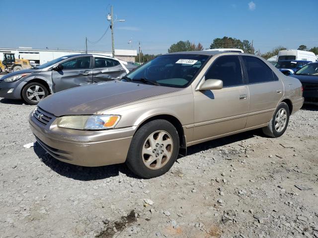 1999 Toyota Camry LE