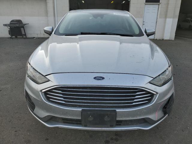 3FA6P0LU4KR144938 Ford Fusion SE 5