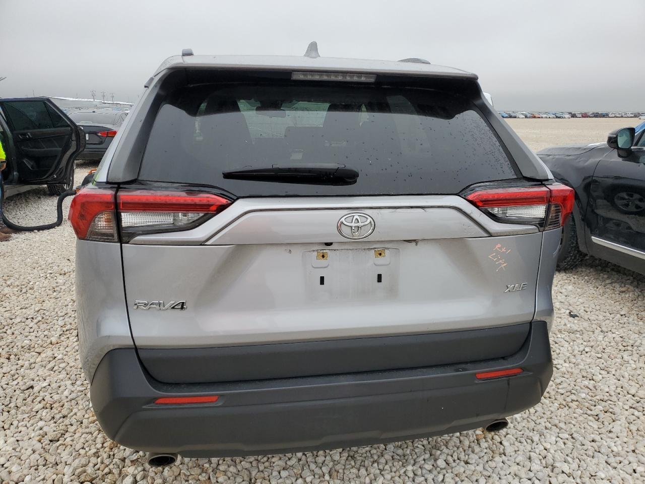 JTMW1RFV3KD024352 TOYOTA RAV4 2019