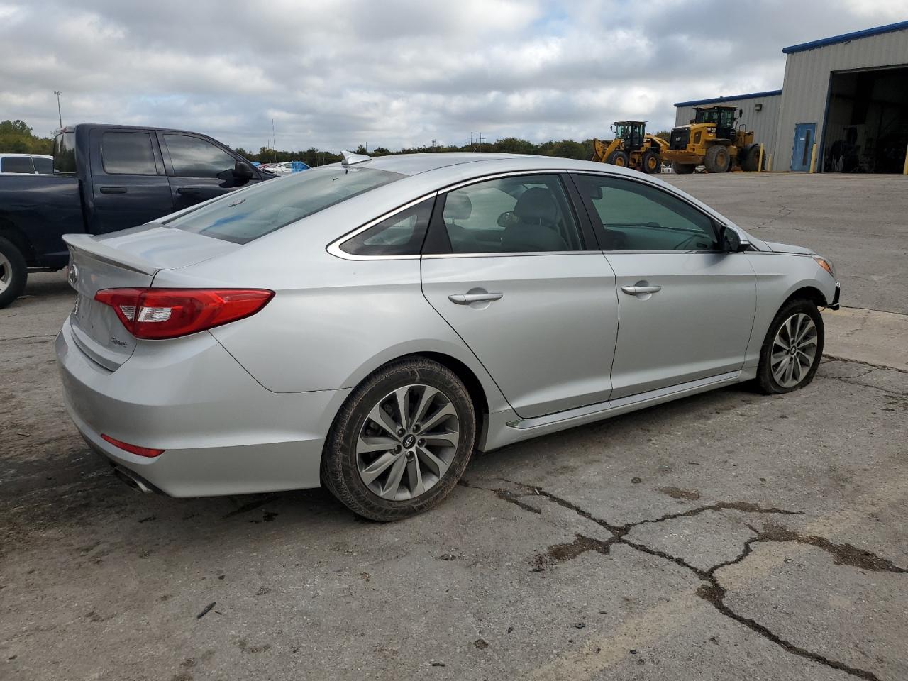 5NPE34AF4FH081572 2015 Hyundai Sonata Sport