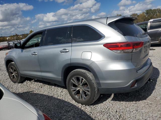 VIN 5TDZARFH0KS053819 2019 Toyota Highlander, LE no.2