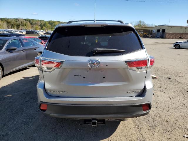 5TDJKRFH2FS211612 Toyota Highlander Xle