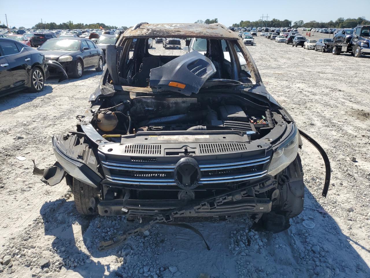 WVGAV7AX6GW577497 VOLKSWAGEN TIGUAN 2016
