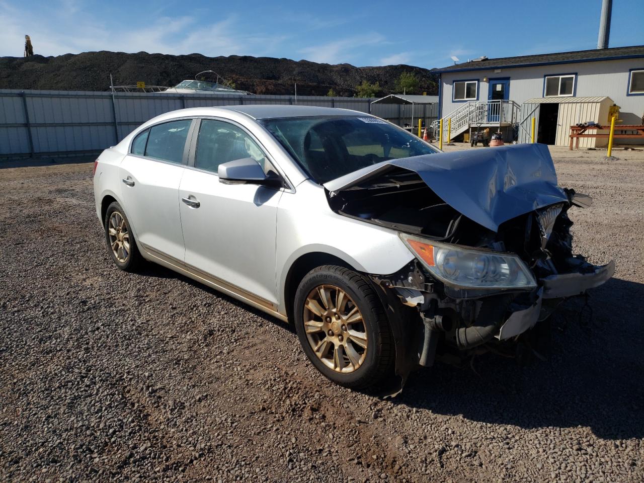 Lot #2870336925 2012 BUICK 4 DOOR