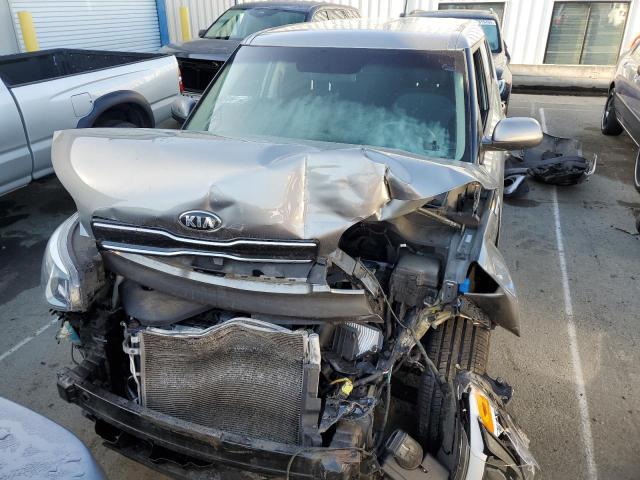 KNDJP3A5XJ7515317 KIA SOUL +