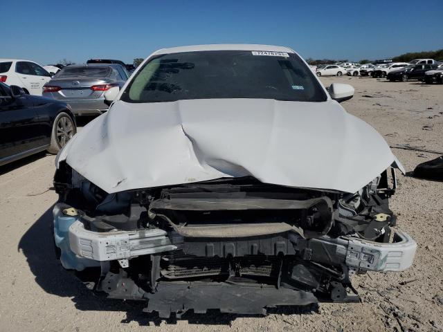 3FA6P0LU3KR262026 Ford Fusion SE 5