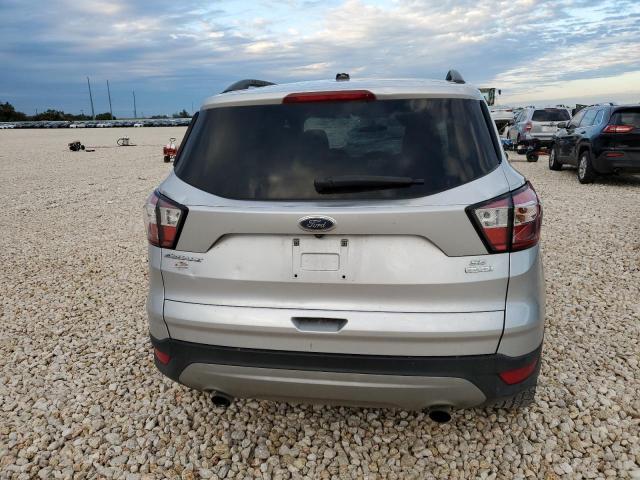 1FMCU0GD5JUB16889 | 2018 FORD ESCAPE SE