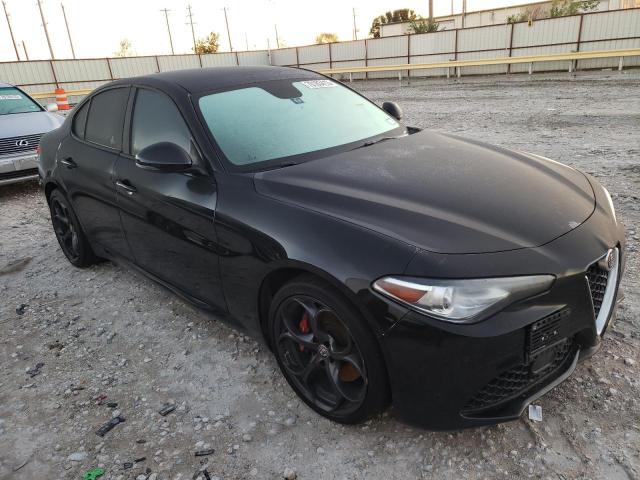  ALFA ROMEO GIULIA 2017 Чорний