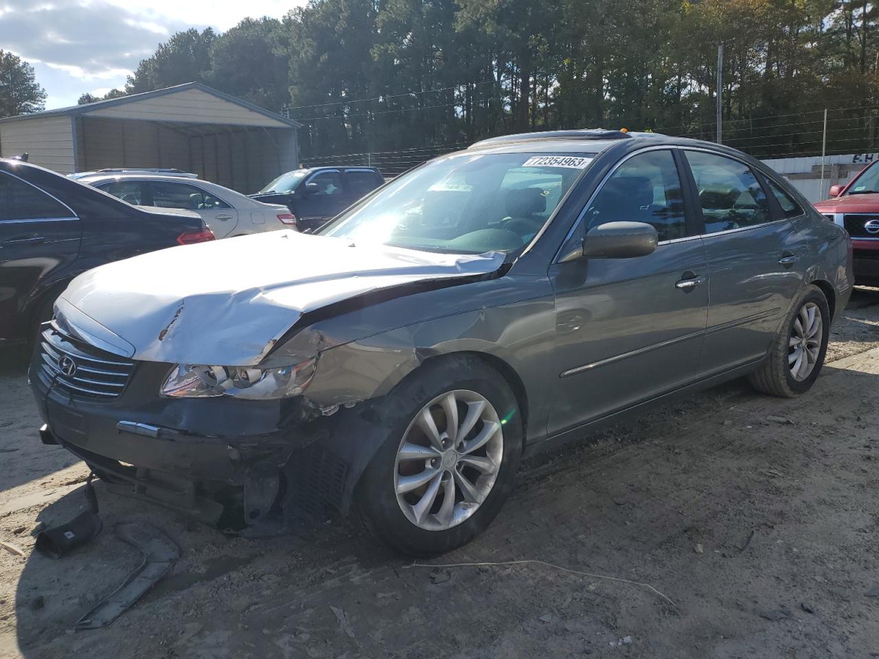 2006 Hyundai Azera Se 3.8L zu verkaufen in Seaford, DE - Front End