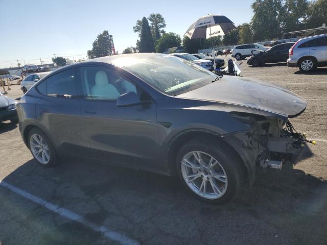 5YJYGDEE4MF144832 Tesla Model Y  4