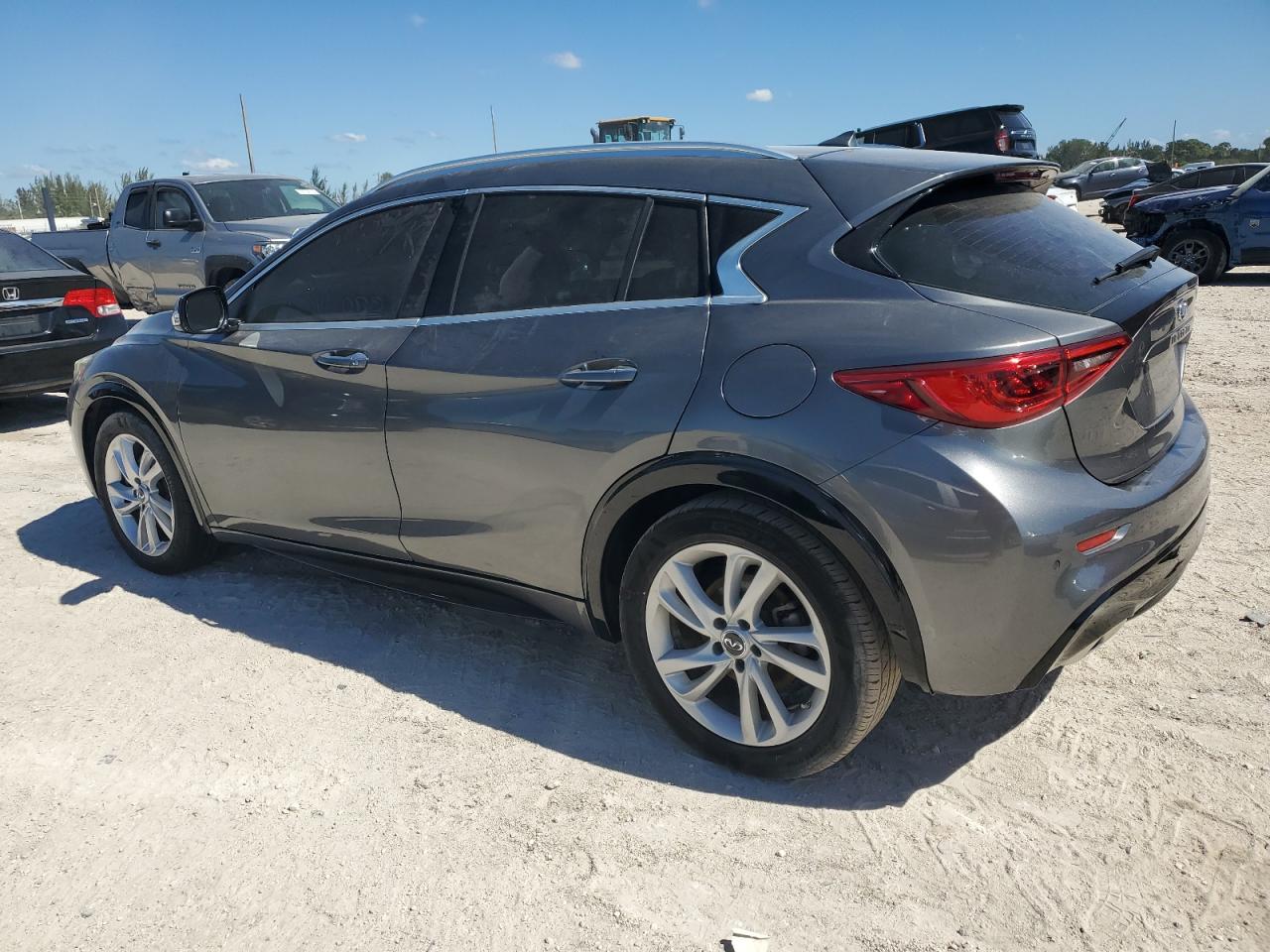 SJKCH5CP7HA034676 2017 Infiniti Qx30 Base