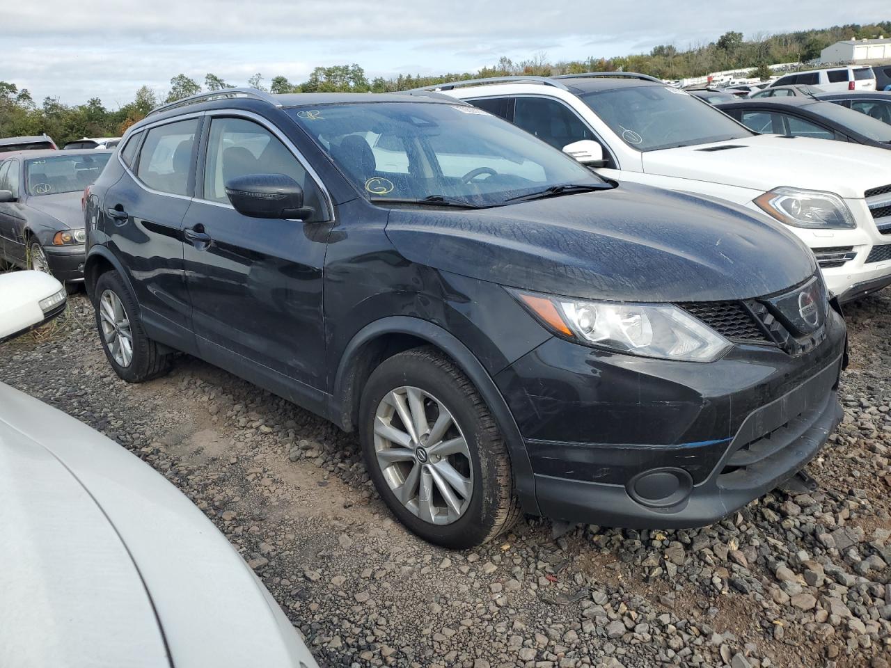 JN1BJ1CR7KW343817 NISSAN ROGUE 2019