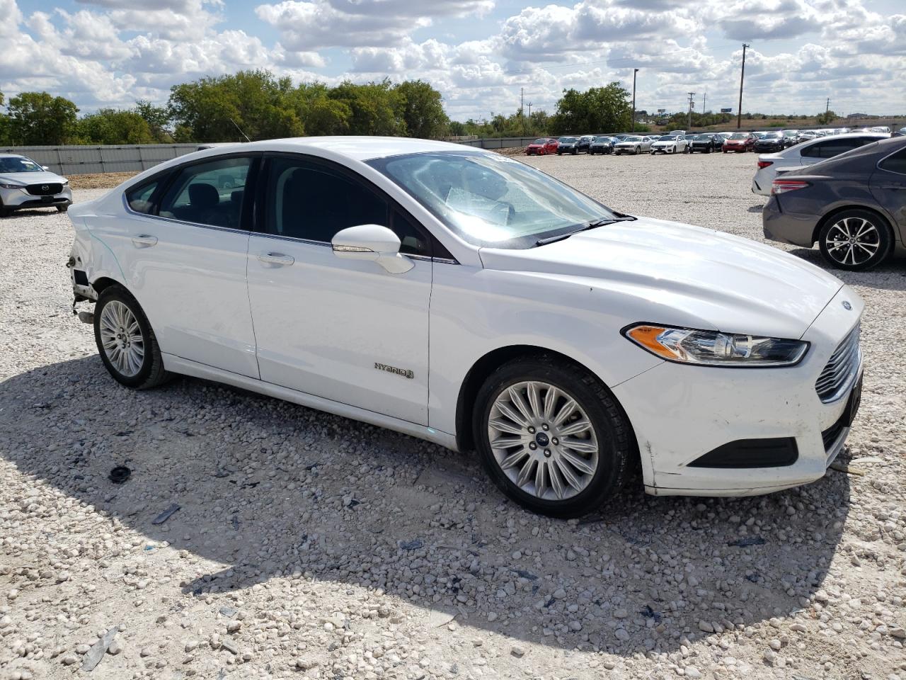 3FA6P0LU1GR397643 FORD FUSION 2016