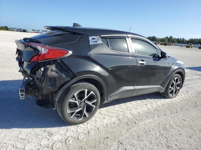 NMTKHMBX4KR100202 Toyota C-HR XLE 3