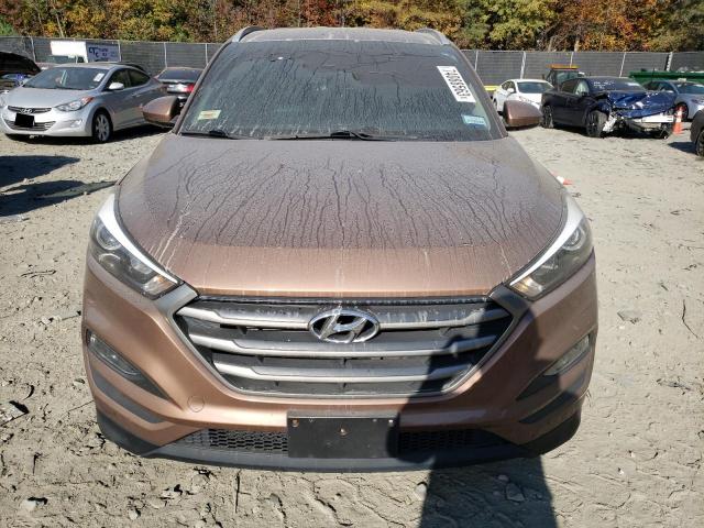 KM8J3CA41GU021727 Hyundai Tucson Limited