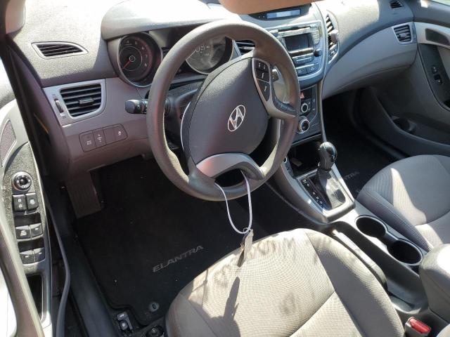 5NPDH4AE3GH732762 Hyundai ELANTRA SE