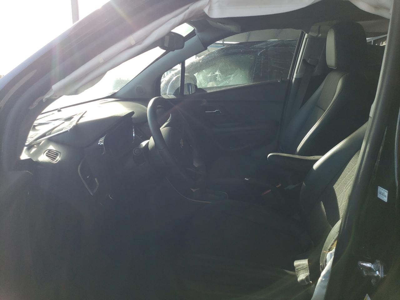 KL7CJPSM2NB566074 CHEVROLET TRAX 2022