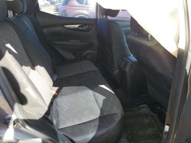 JN1BJ1CP2JW165182 Nissan Rogue Sport S