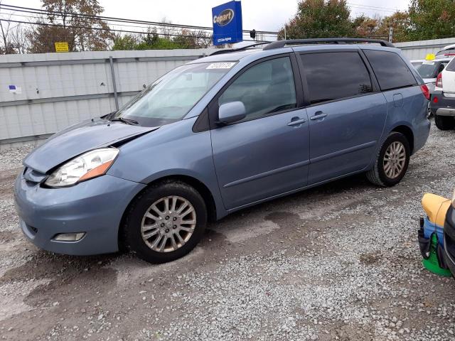 2010 Toyota Sienna XLE