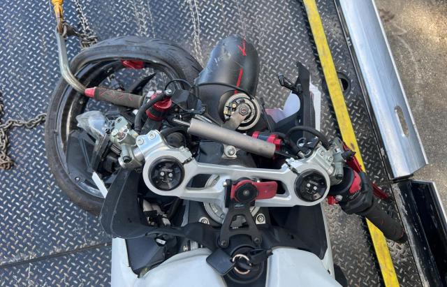 2023 DUCATI PANIGALE V ZDMHAATW8PB009599