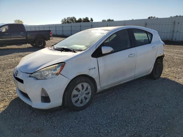 2013 Toyota Prius c 