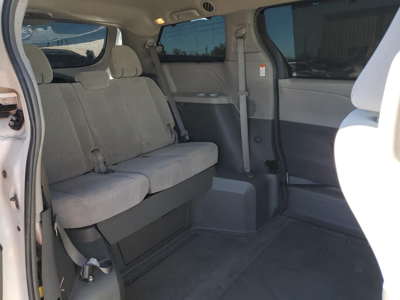 5TDKZ3DC3JS906632 TOYOTA All Models 2018