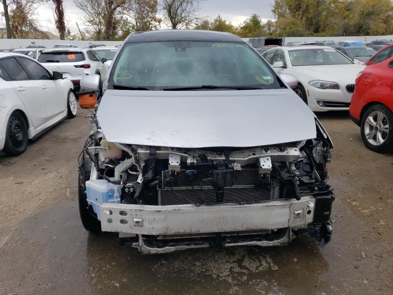 JTDZN3EU9FJ037086 2015 Toyota Prius V