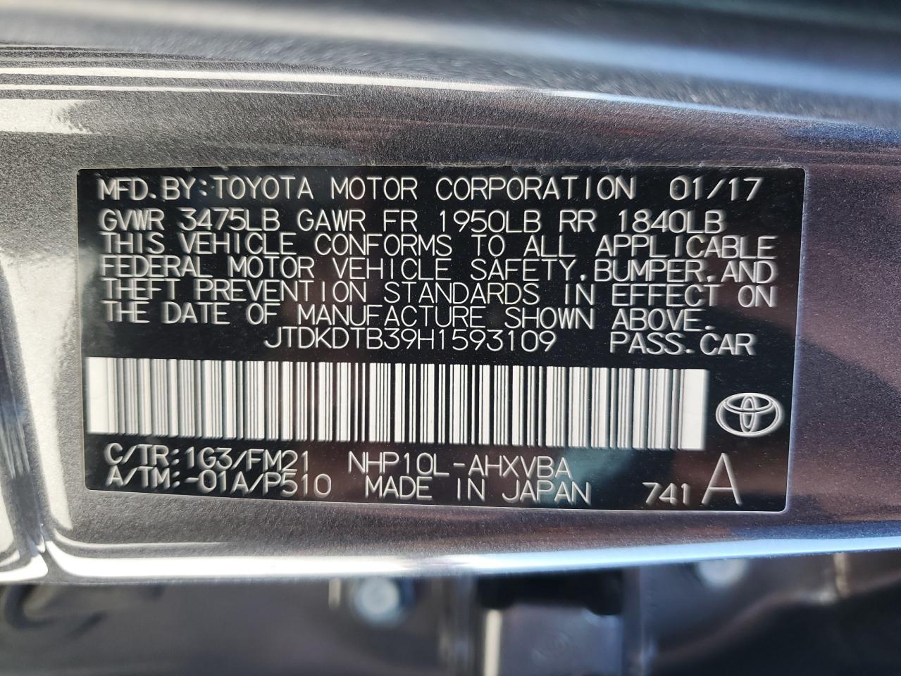 VIN: JTDKDTB39H1593109 2017 TOYOTA PRIUS