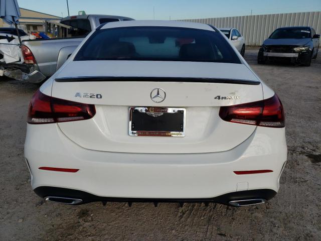 WDD3G4FB5KW018038 Mercedes-Benz A 220 4matic