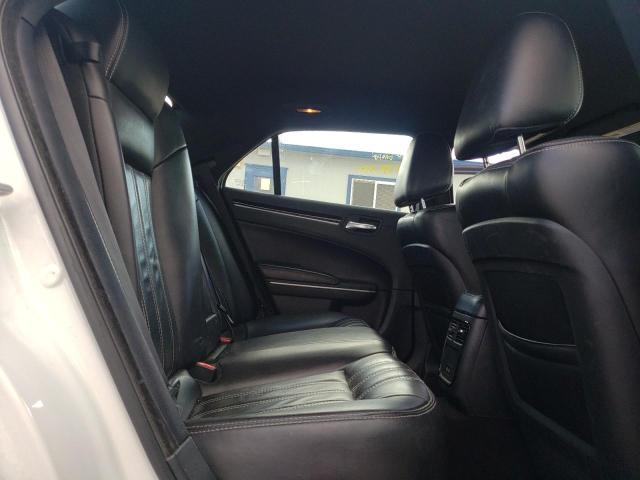 2C3CCABG8KH562963 Chrysler 300 S