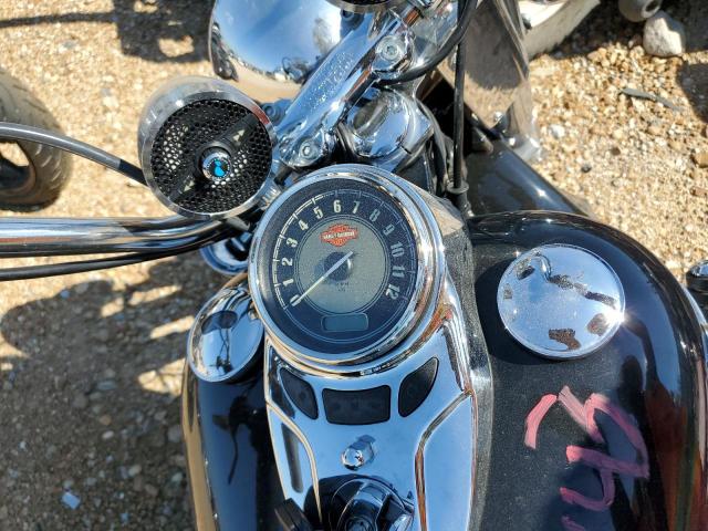 2017 HARLEY-DAVIDSON FLSTC HERI 1HD1BWV11HB040136