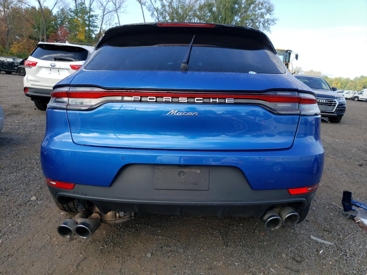 2019 Porsche Macan vin: WP1AA2A5XKLB00873