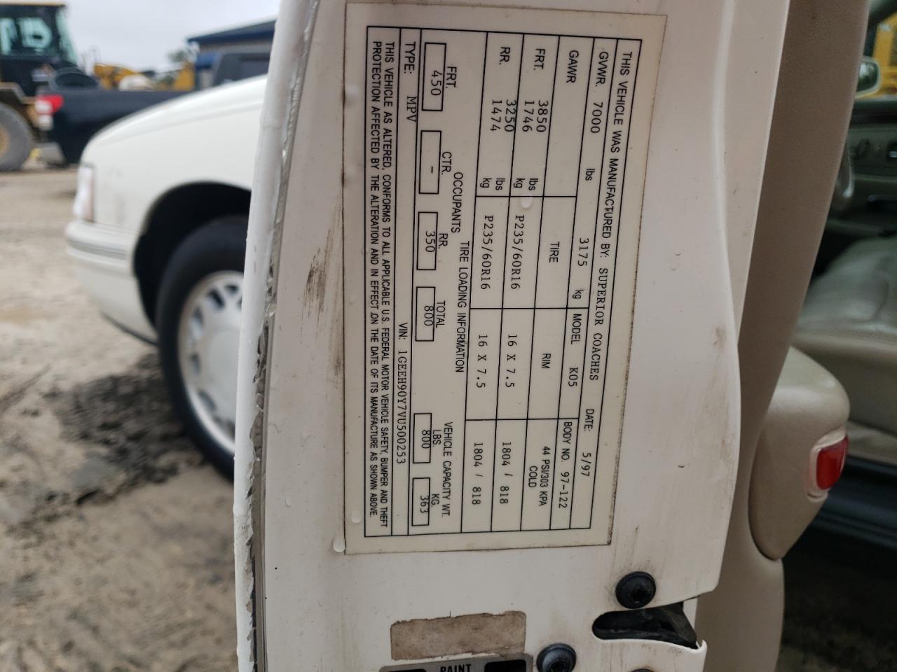 1GEEH90Y7VU500253 1997 Cadillac Commercial Chassis