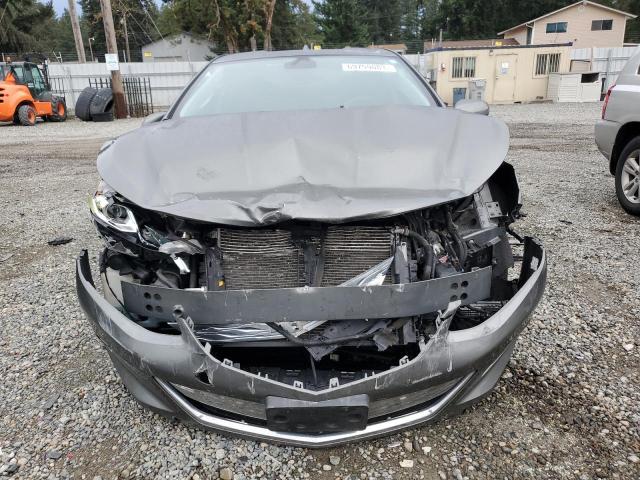 VIN 1G1RC6S51HU211845 2017 Chevrolet Volt, LT no.5