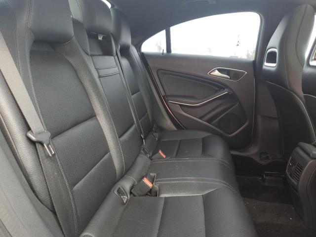 WDDSJ4EB2FN228963 Mercedes-Benz CLA 250