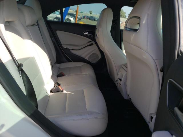 WDDSJ4EB9EN061774 Mercedes-Benz CLA 250