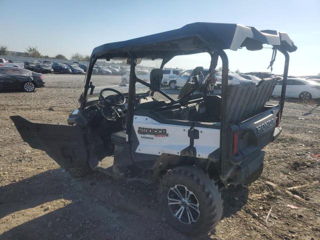 2016 HONDA PIONEER 1HFVE042XG4004679