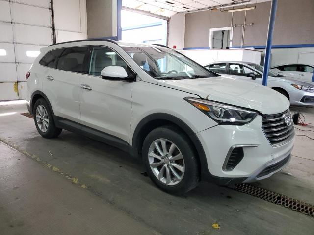KM8SMDHFXHU228200 Hyundai Santa Fe Se