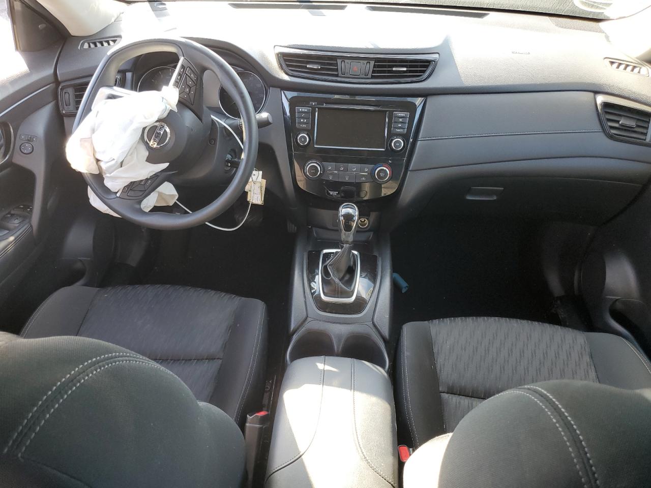 KNMAT2MV3JP547060 NISSAN ROGUE 2018