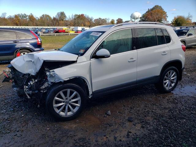 2017 WVGSV7AX1HK018422 main image